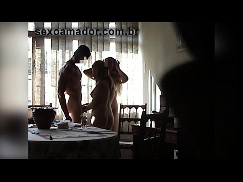❤️ Amigos sexuais convidam um homem gigante e um ménage à trois com ele Porno doméstico em pt.gaypornforyou.ru ☑